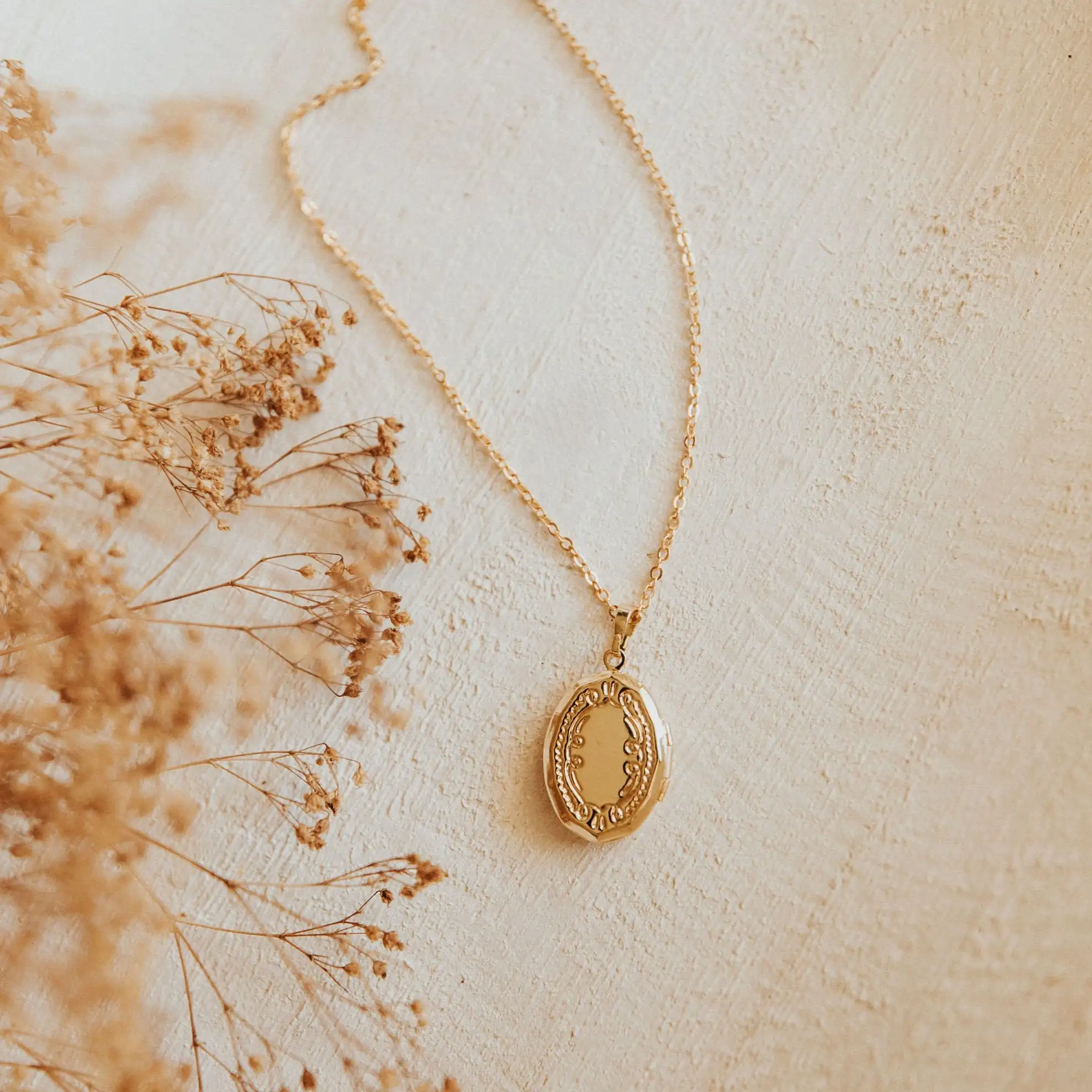 Isabelle Locket Necklace - Image 3