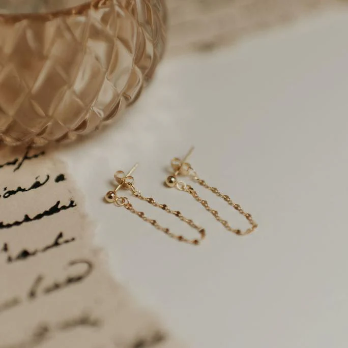 Izzy Gold Chain Earrings - Image 2