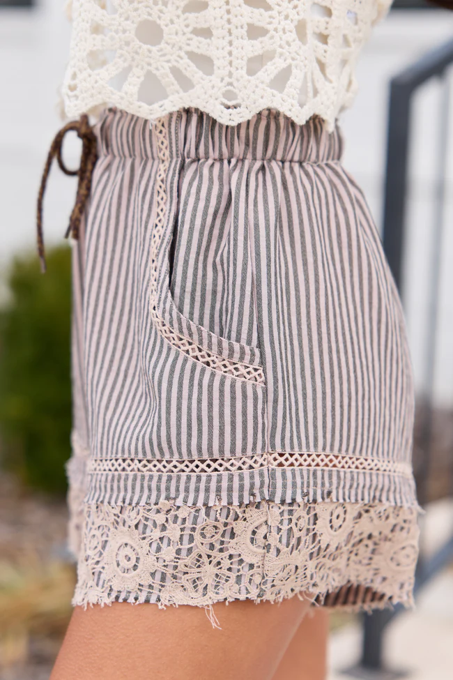 Janie Crochet Trim Stripe Shorts - Image 3
