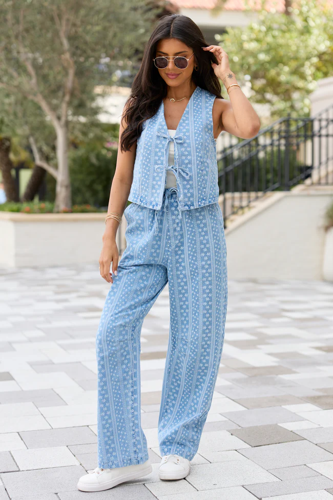 Maeve Blue And White Floral Printed Chambray Vest FINAL SALE - Image 3