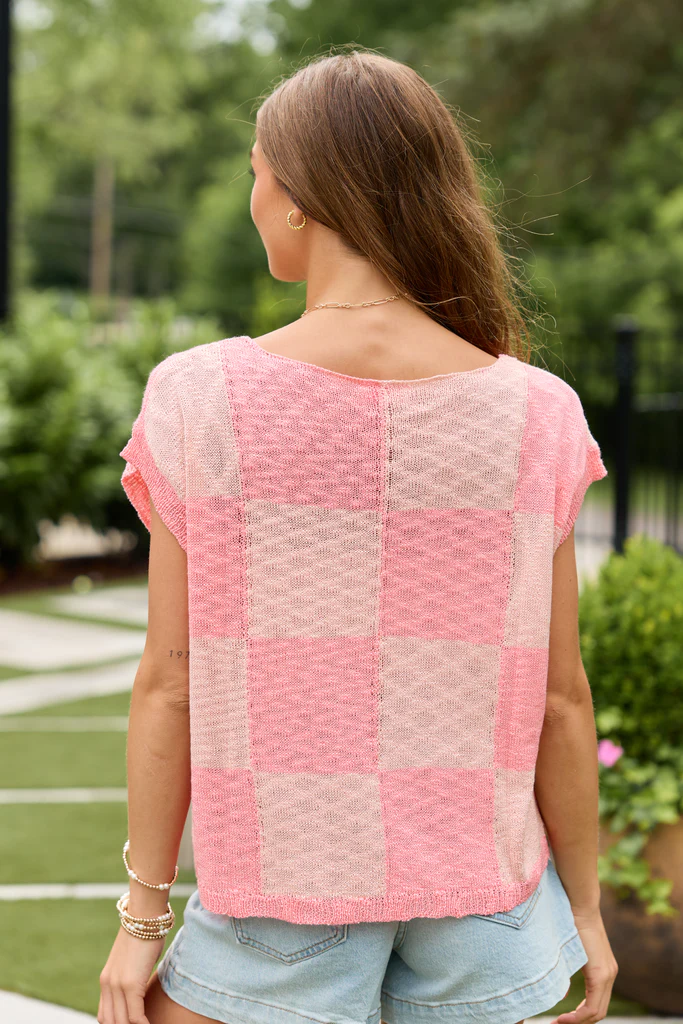 Myla Peach Checkered Sleeveless Sweater - Image 5