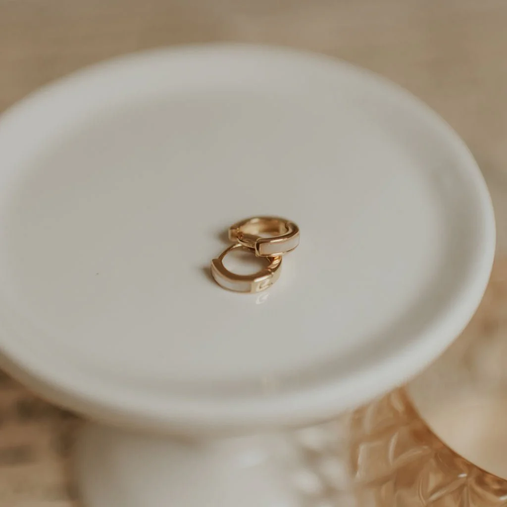 Ruth Pearl Hoop Earrings - Image 3